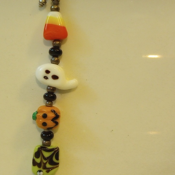 Halloween Bracelet - Picture 3 of 3